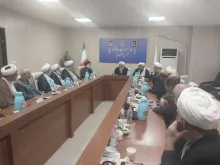 شیخ جعفر منتظری از شعب دیوان عالی کشور مستقر در قم بازدید و از سرعت رسیدگی به پرونده ها هم در این شعب تقدیر کرده است